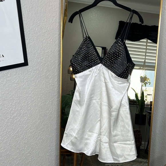 Adeirlina Glizerland Silk Mini Dress NWT - Picture 4 of 6